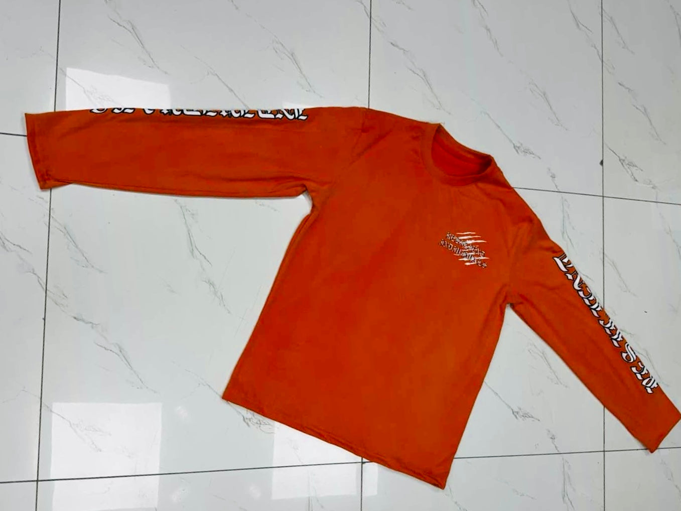 RĮ ORANGE LONG SLEEVE SHIRT